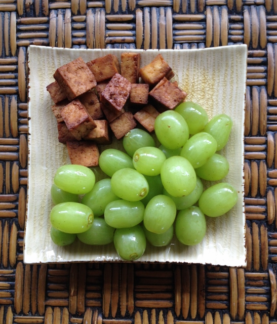 3 ounces salty tofu bites and 1 cup grapes