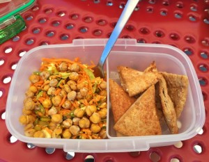 Chickpea salad and pitas bento lunch