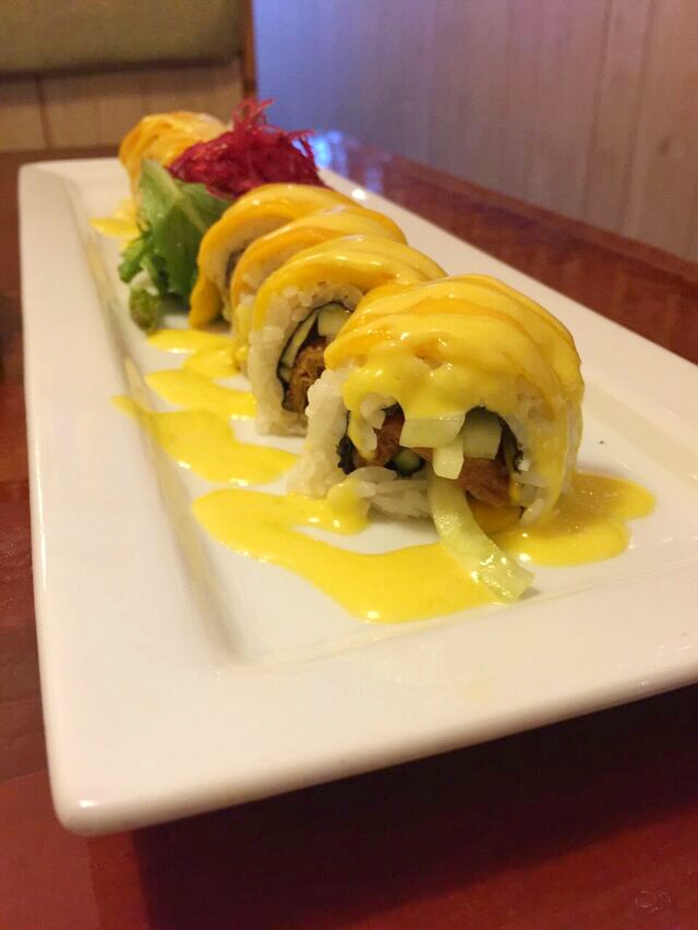 Hanaya mango roll