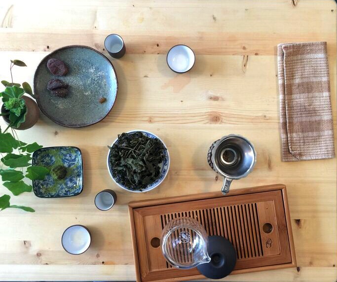 saku-tea-service-overhead-pic