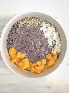 Smoothie bowl with toppings
