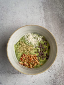 Smoothie bowl with toppings