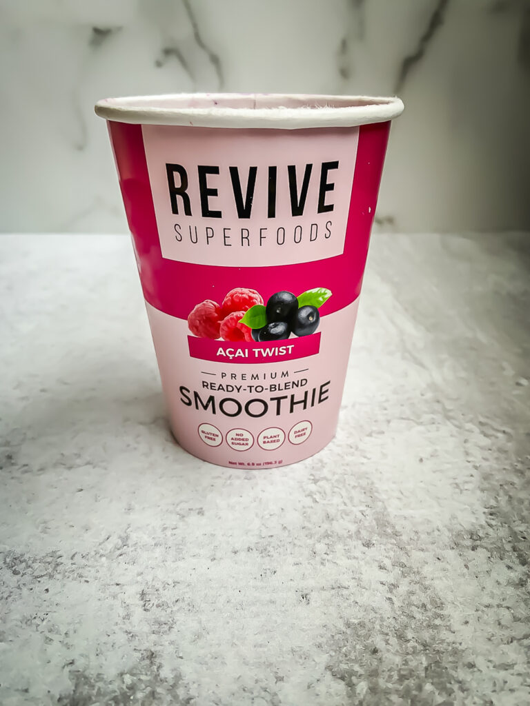Paper smoothie cup acai