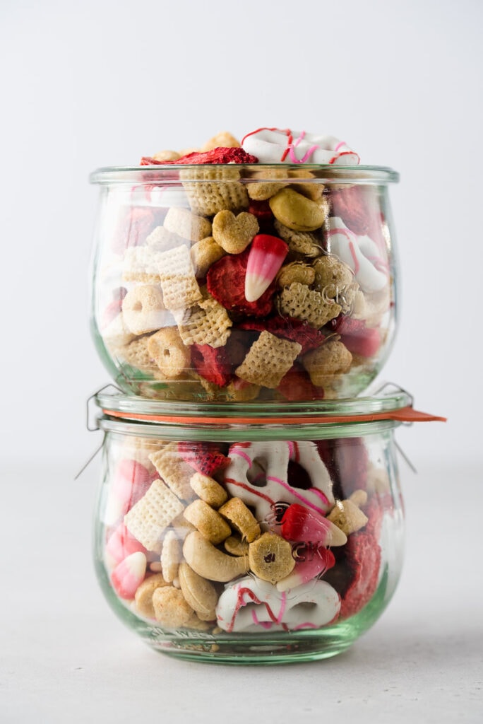 Healthy Valentine Snack Mix - Veg Girl RD